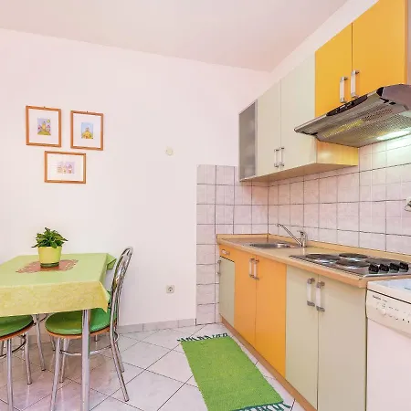 Apartment In Vinkuran With Garden Terrace Apartman *